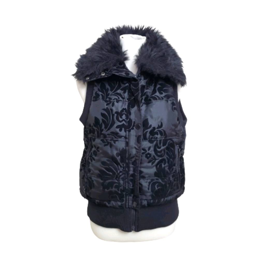 💥3/$25💥 Red Ginger Faux Fur Collar Vest